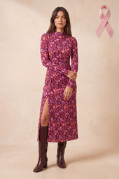 Robe Allure Escale à Java sur Olivia, mannequin taille 36 #taille Olivia porte une taille 36